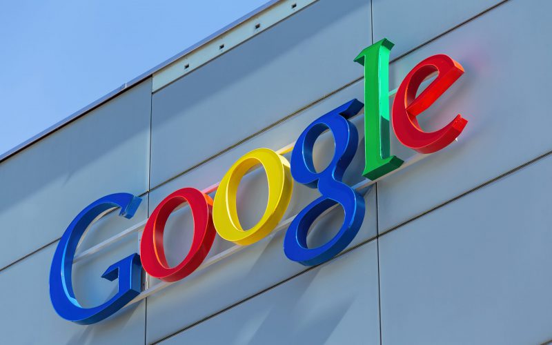 “غوغل” تطلق ميزة جديدة لكشف الاخبار المضللة